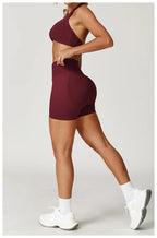 Cadore Two-Piece Performance Set – Sports Bra & Sculpt Leggings