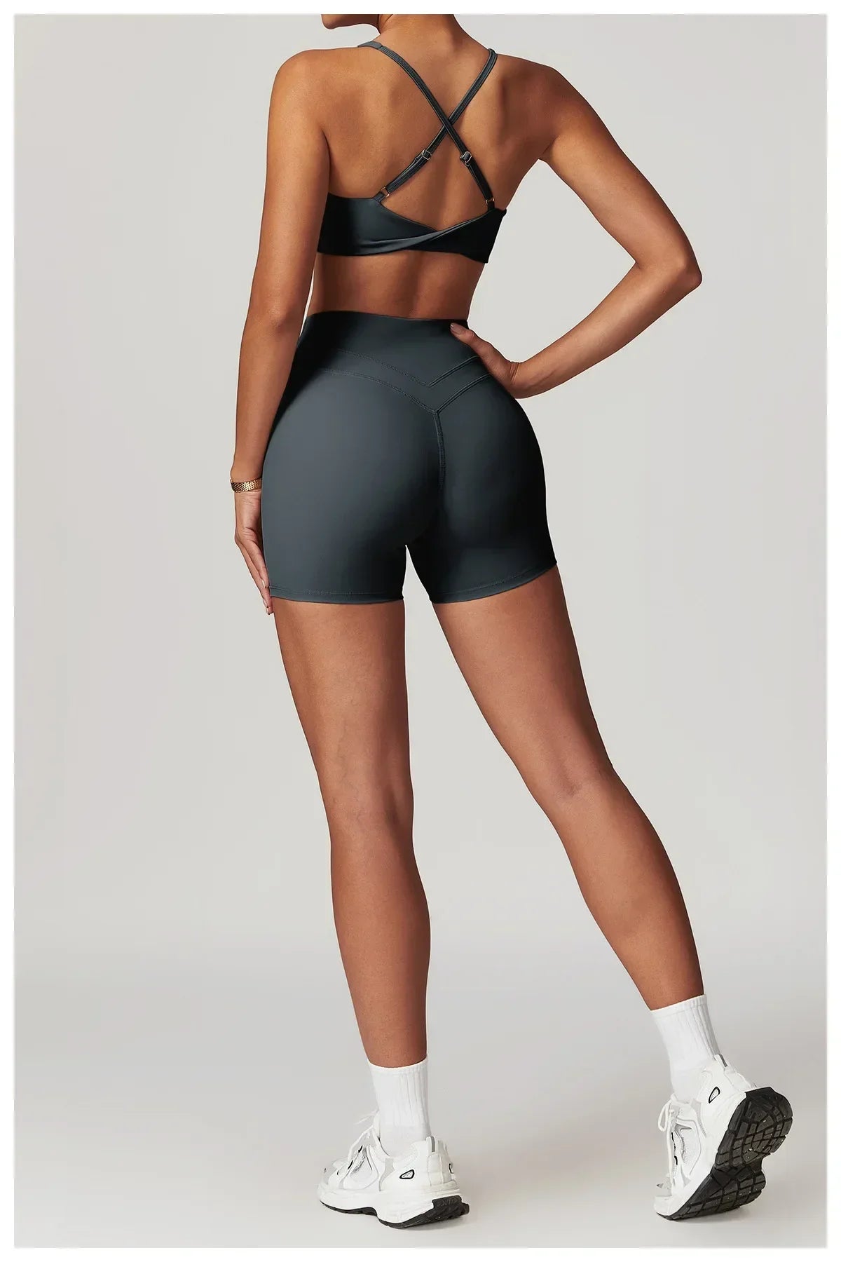 Cadore Seamless Fitness Set – Shorts, Top & Sports Blouse