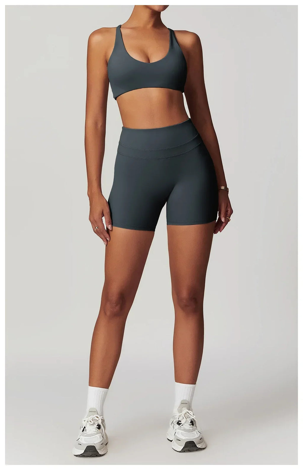 Cadore Seamless Fitness Set – Shorts, Top & Sports Blouse