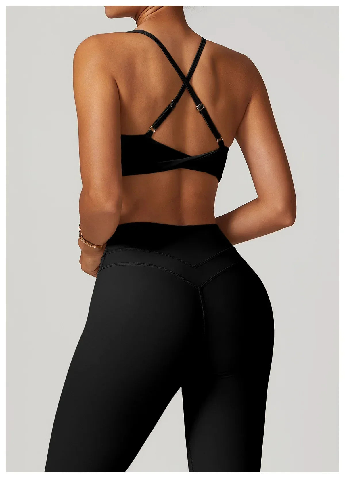Cadore Seamless Fitness Set – Shorts, Top & Sports Blouse