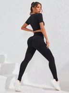 Cadore Seamless Set – Short Sleeve Crop Top & Sculpt Leggings