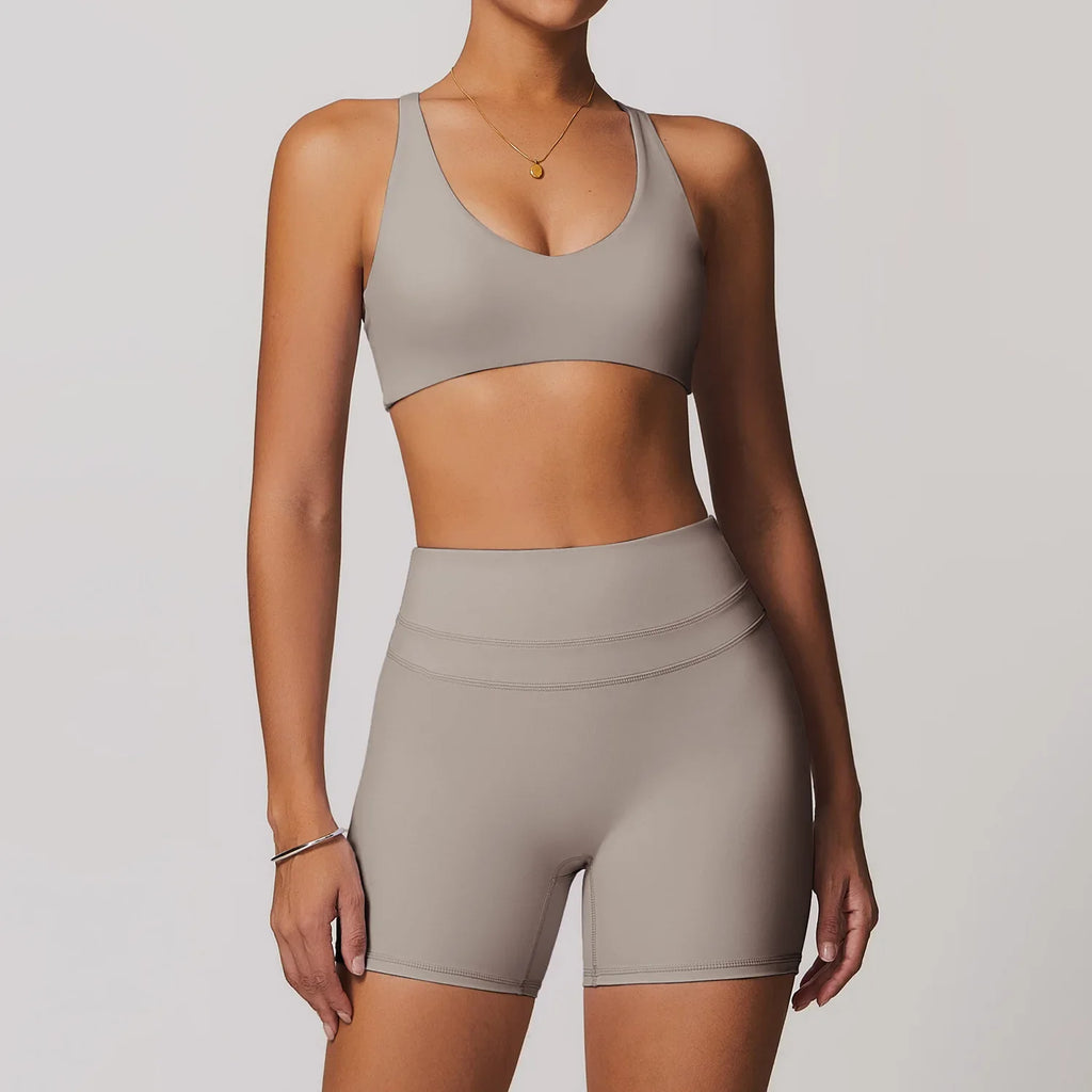 Cadore Seamless Fitness Set – Shorts, Top & Sports Blouse