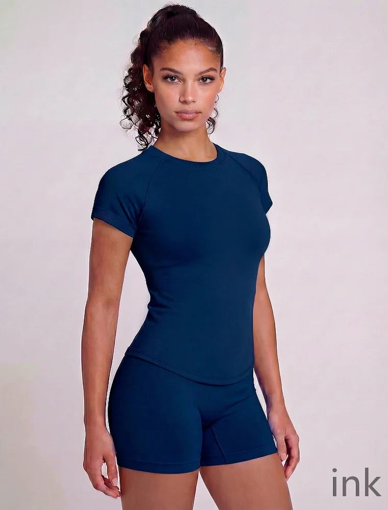 Cadore Active Set – Short Sleeve Top & Scrunch Shorts
