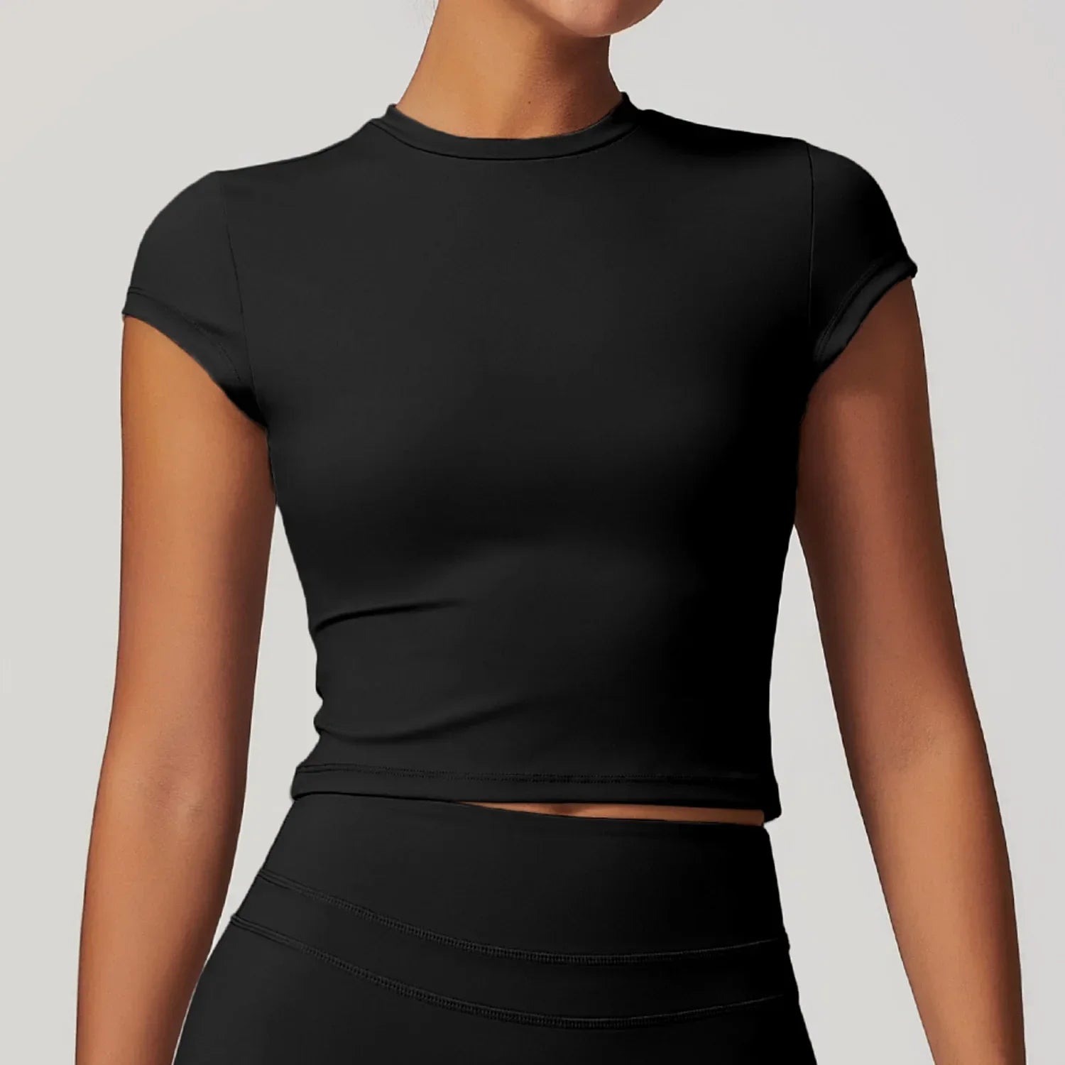 Cadore Seamless Fitness Set – Shorts, Top & Sports Blouse