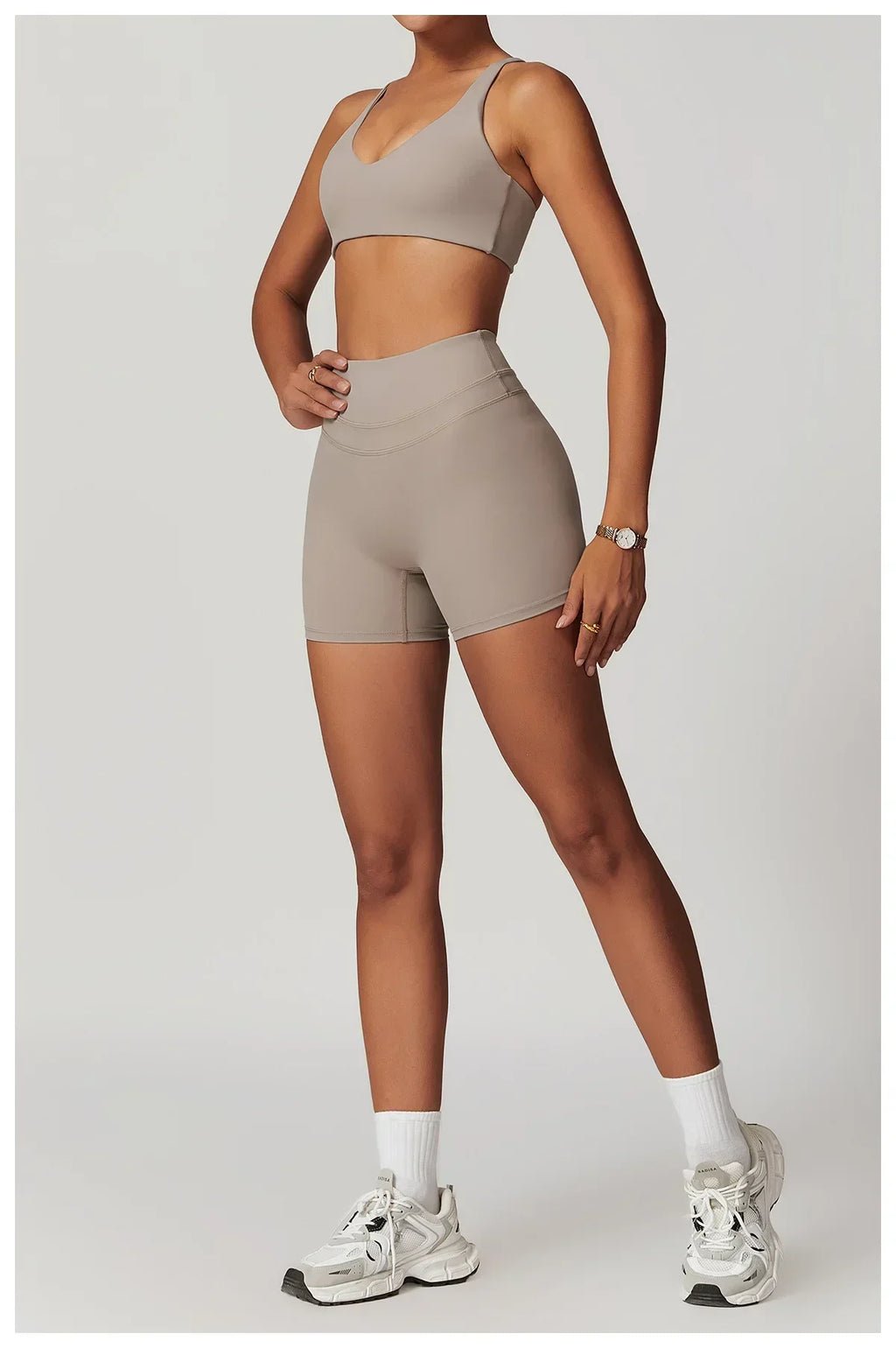 Cadore Seamless Fitness Set – Shorts, Top & Sports Blouse