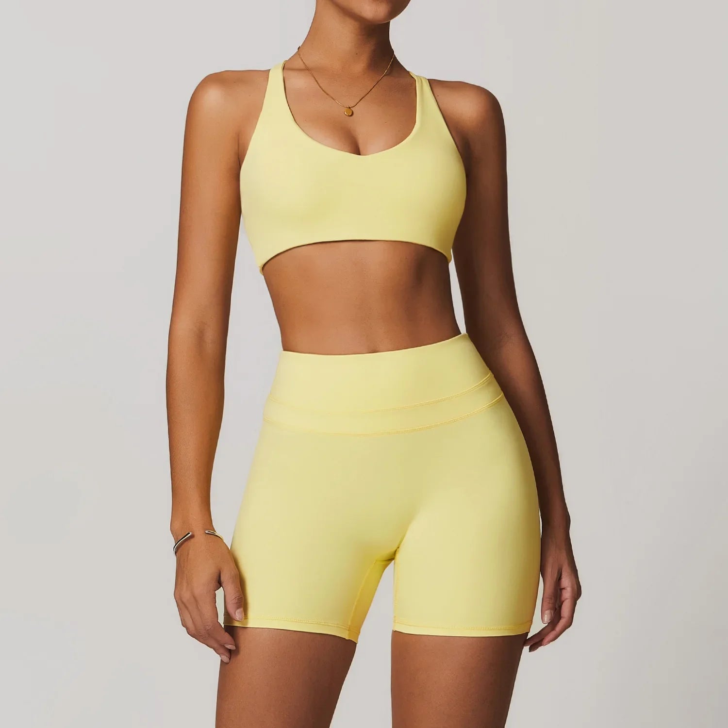 Cadore Seamless Fitness Set – Shorts, Top & Sports Blouse