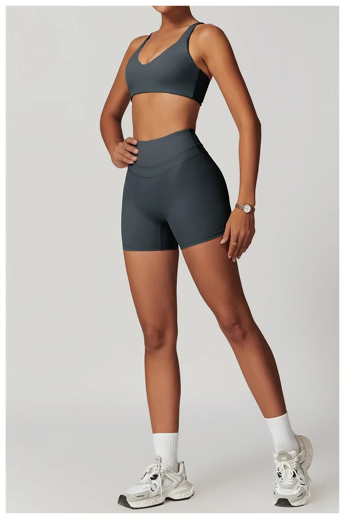 Cadore Seamless Fitness Set – Shorts, Top & Sports Blouse