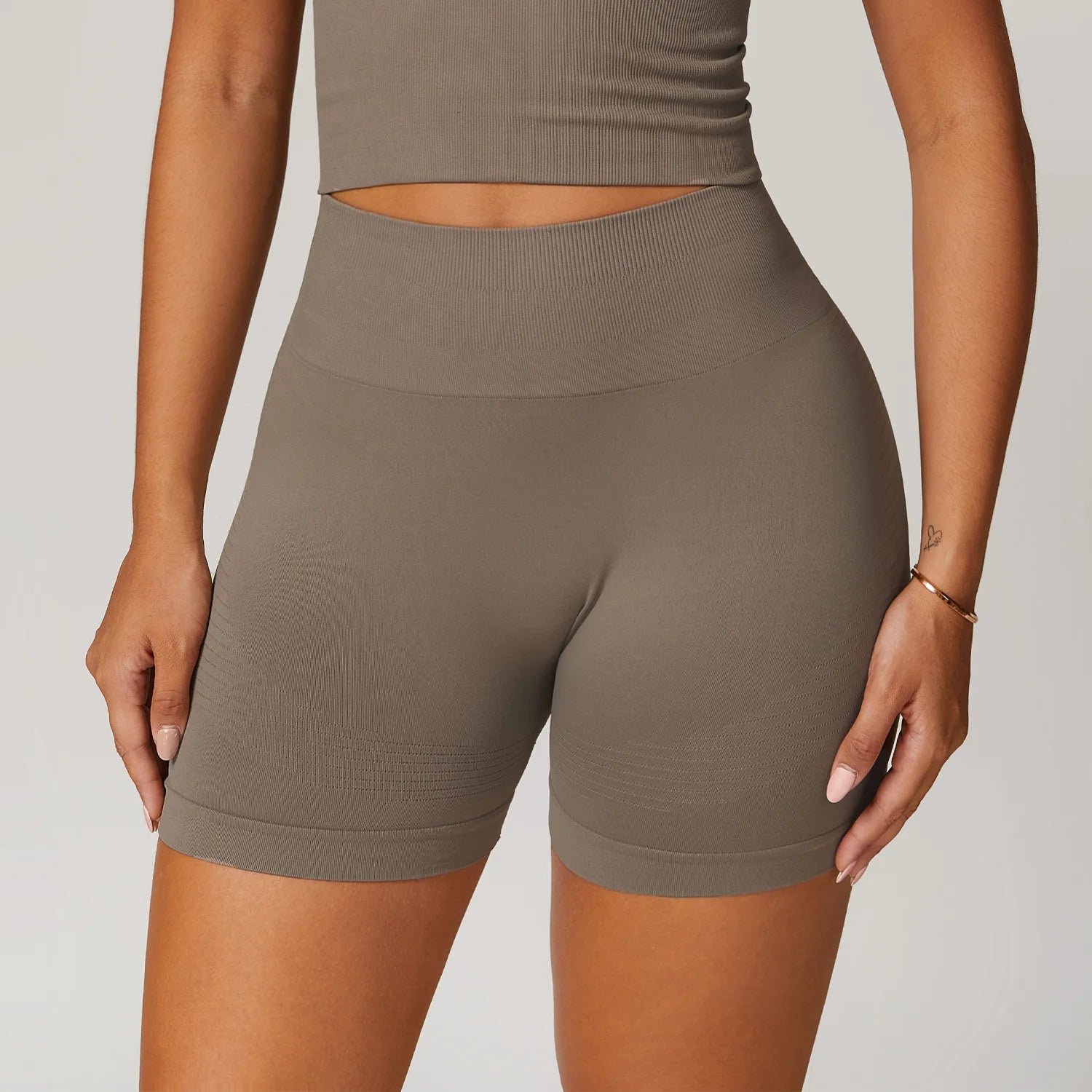 Cadore Seamless Sculpt Butt-Contour Shorts